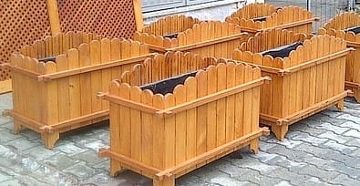 Ahşap saksı